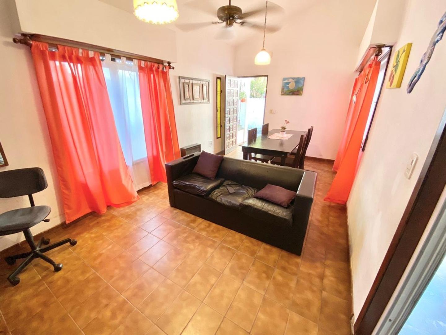 Casa en Venta en Castelar Sur, USD 98.000