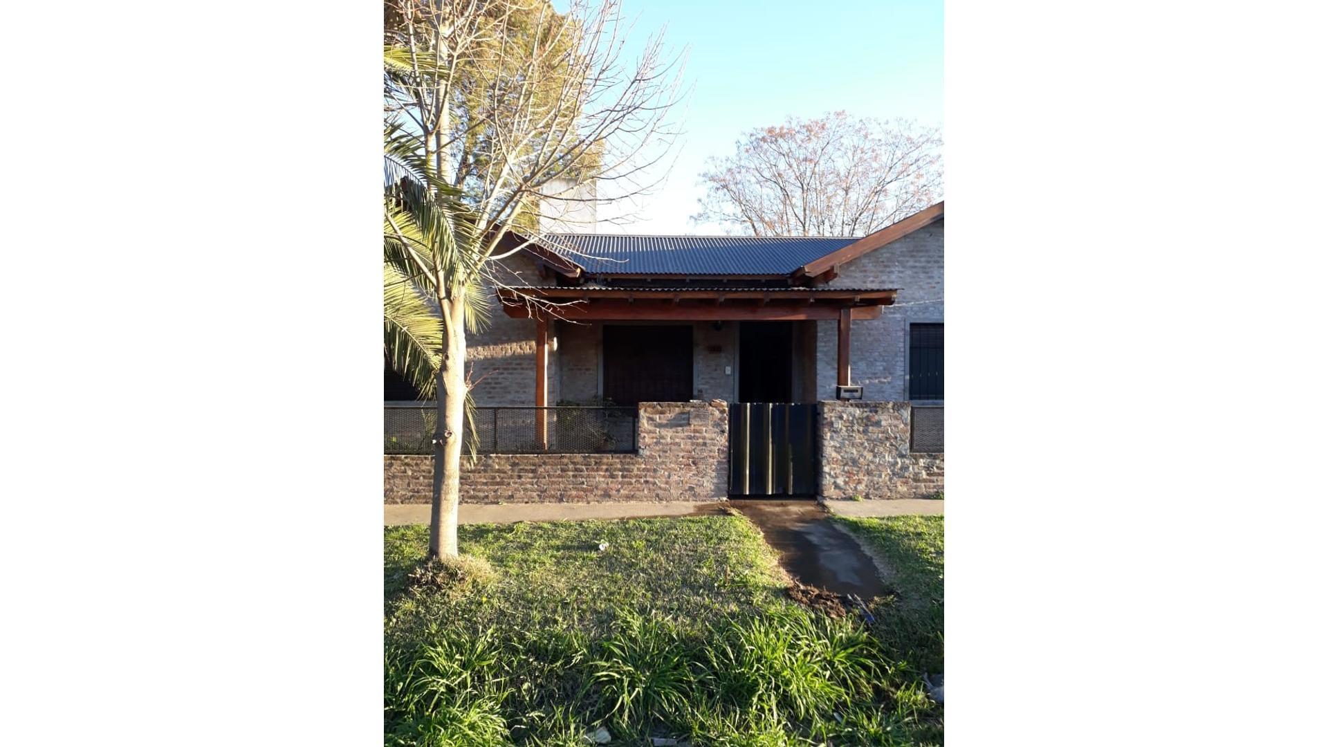 Casa en Venta en Carmen De Areco, USD 140.000