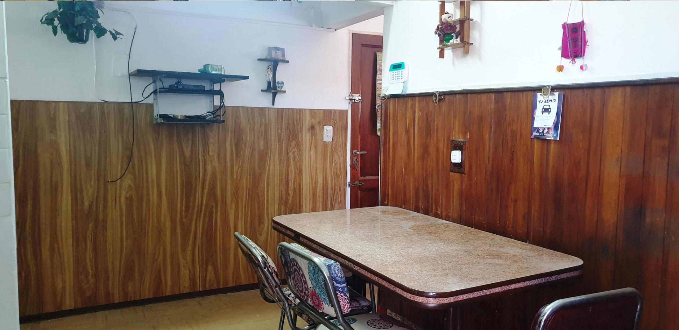 Casa en Alquiler en Villa Santos Tesei, $ 800.000