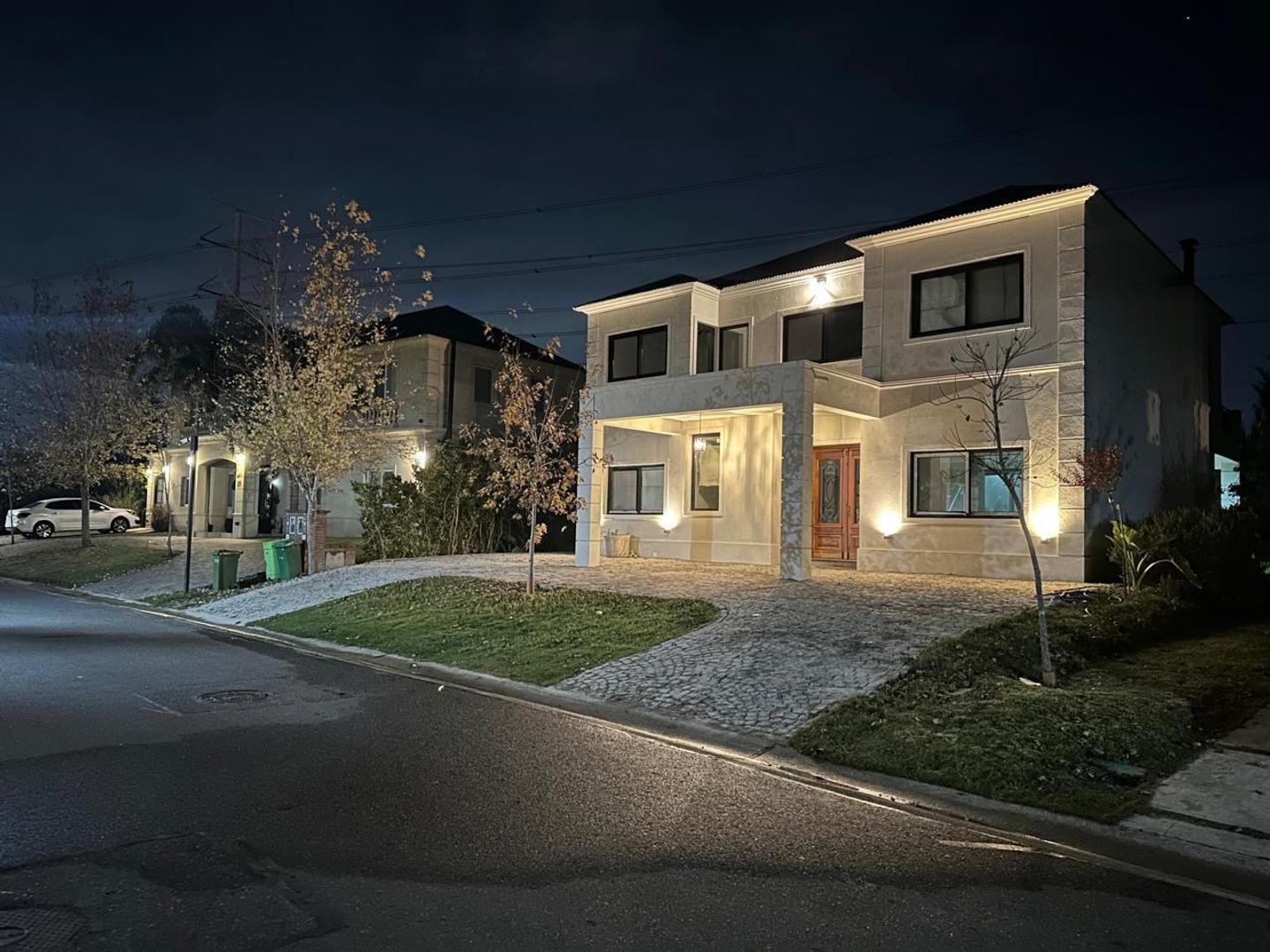 Casa en Las Tipas 100