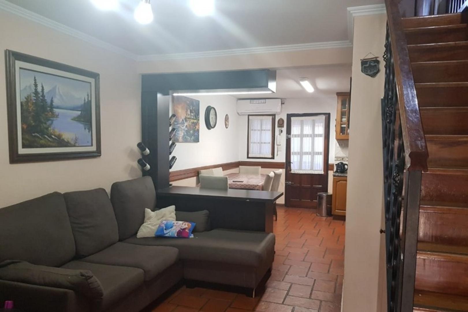 DUPLEX 4 AMBIENTES EN EXCELENTE ZONA