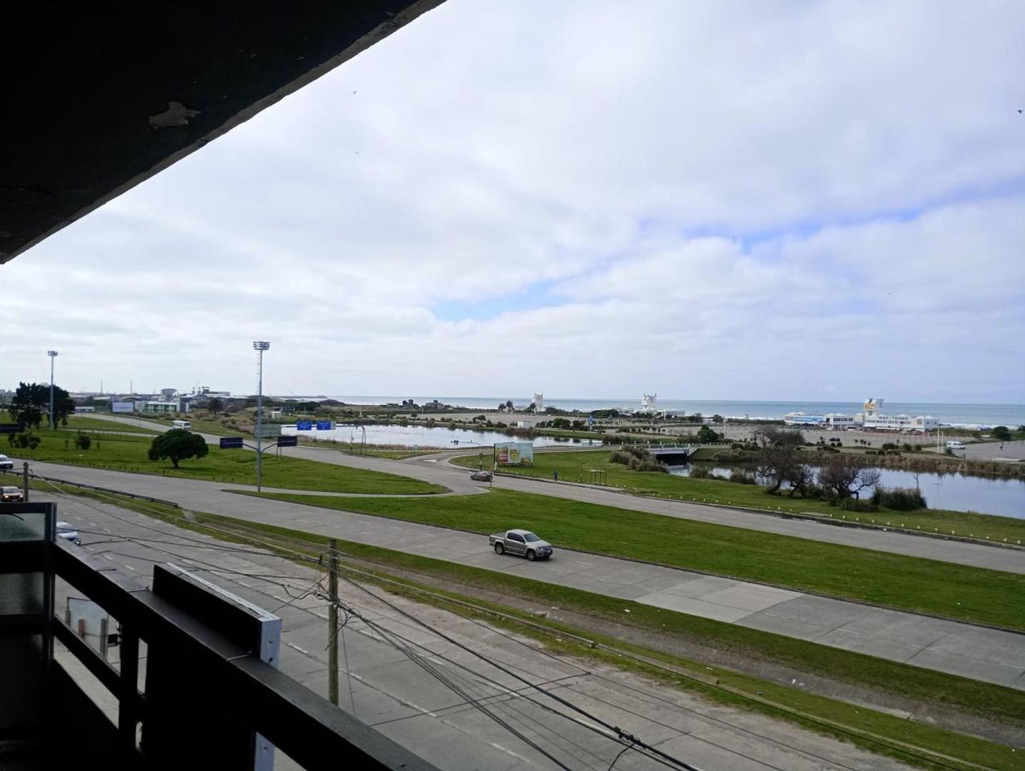 3 AMB. Fte al Mar- Av. de los TRABAJADORES 2231-