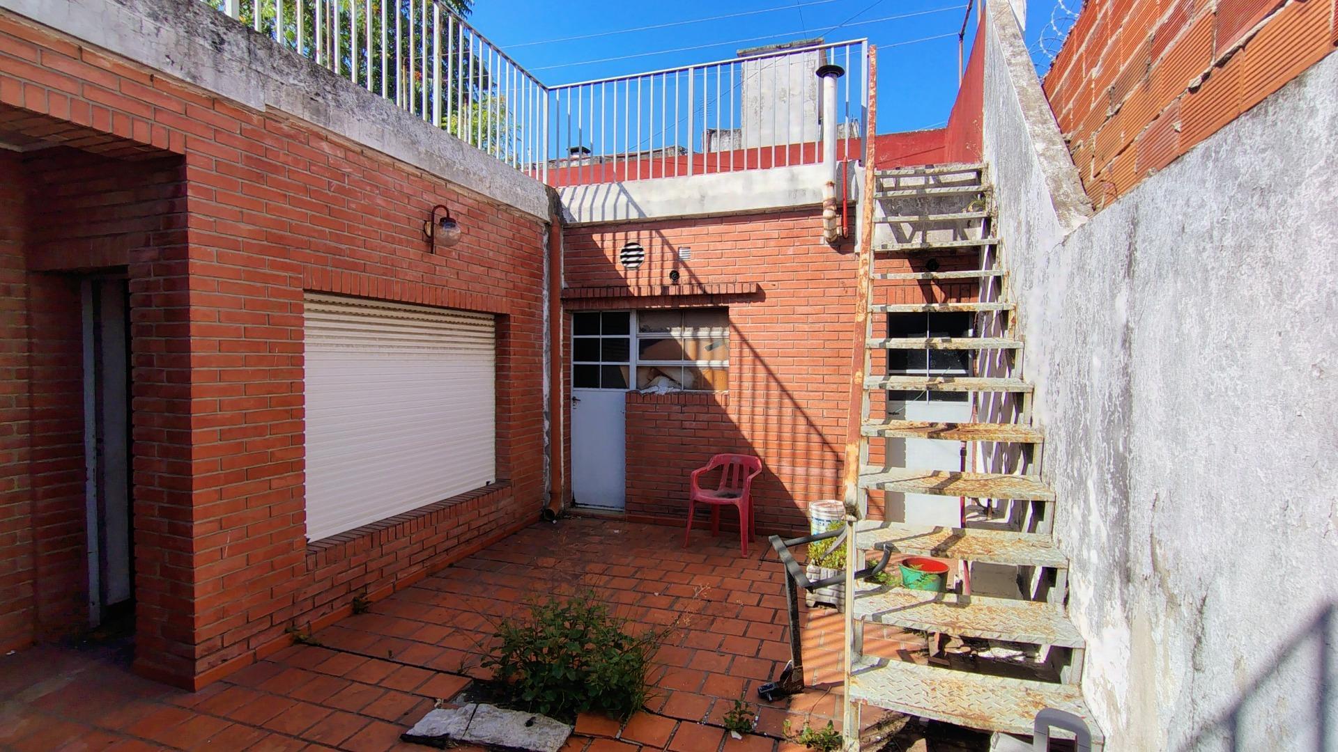 Depto Tipo Casa en Venta de 4 ambientes