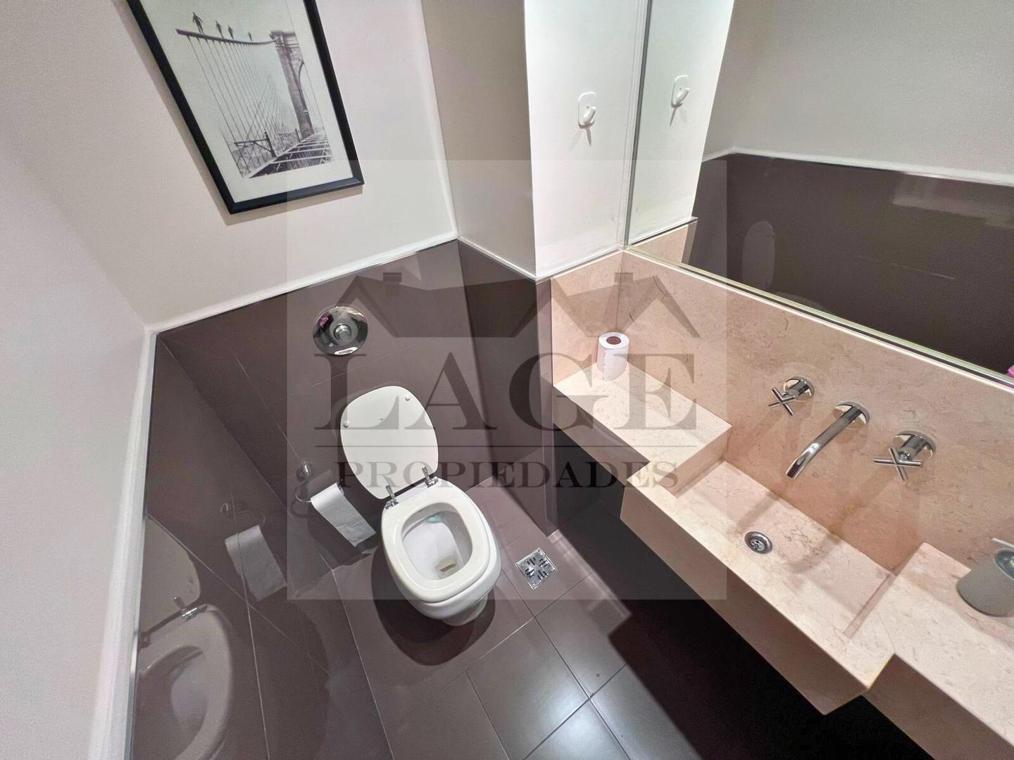 Departamento en Alquiler con 1 cocheras