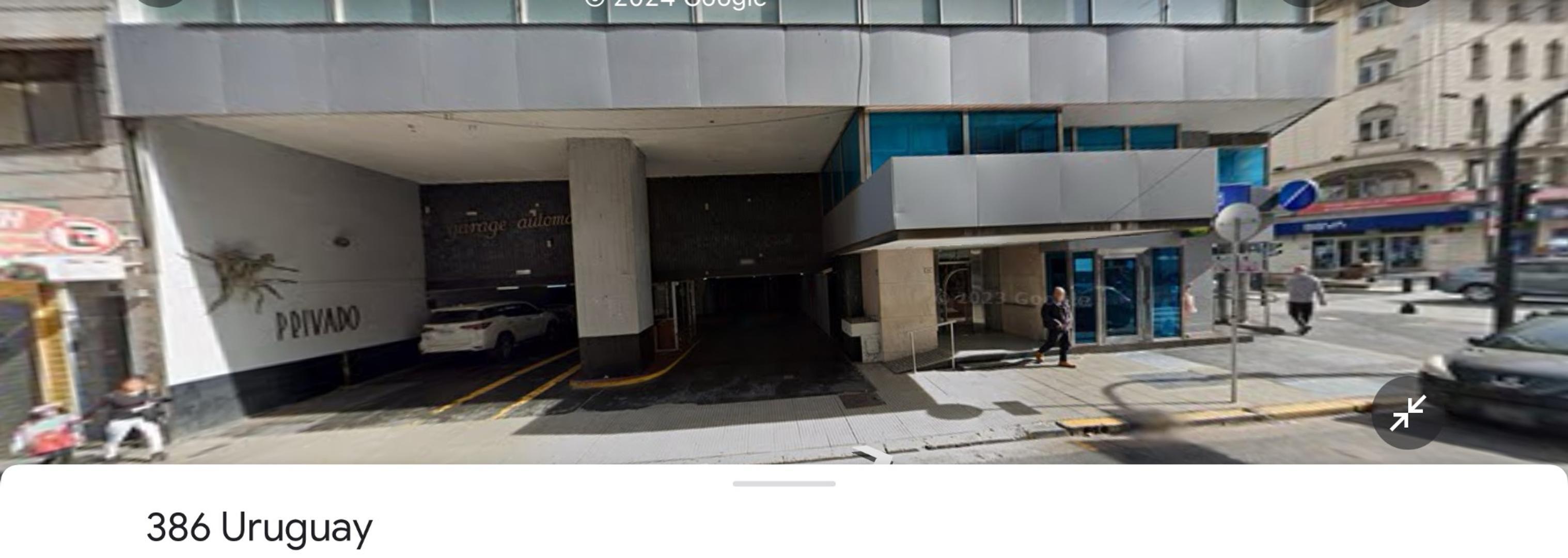 Cochera en Uruguay y Corrientes