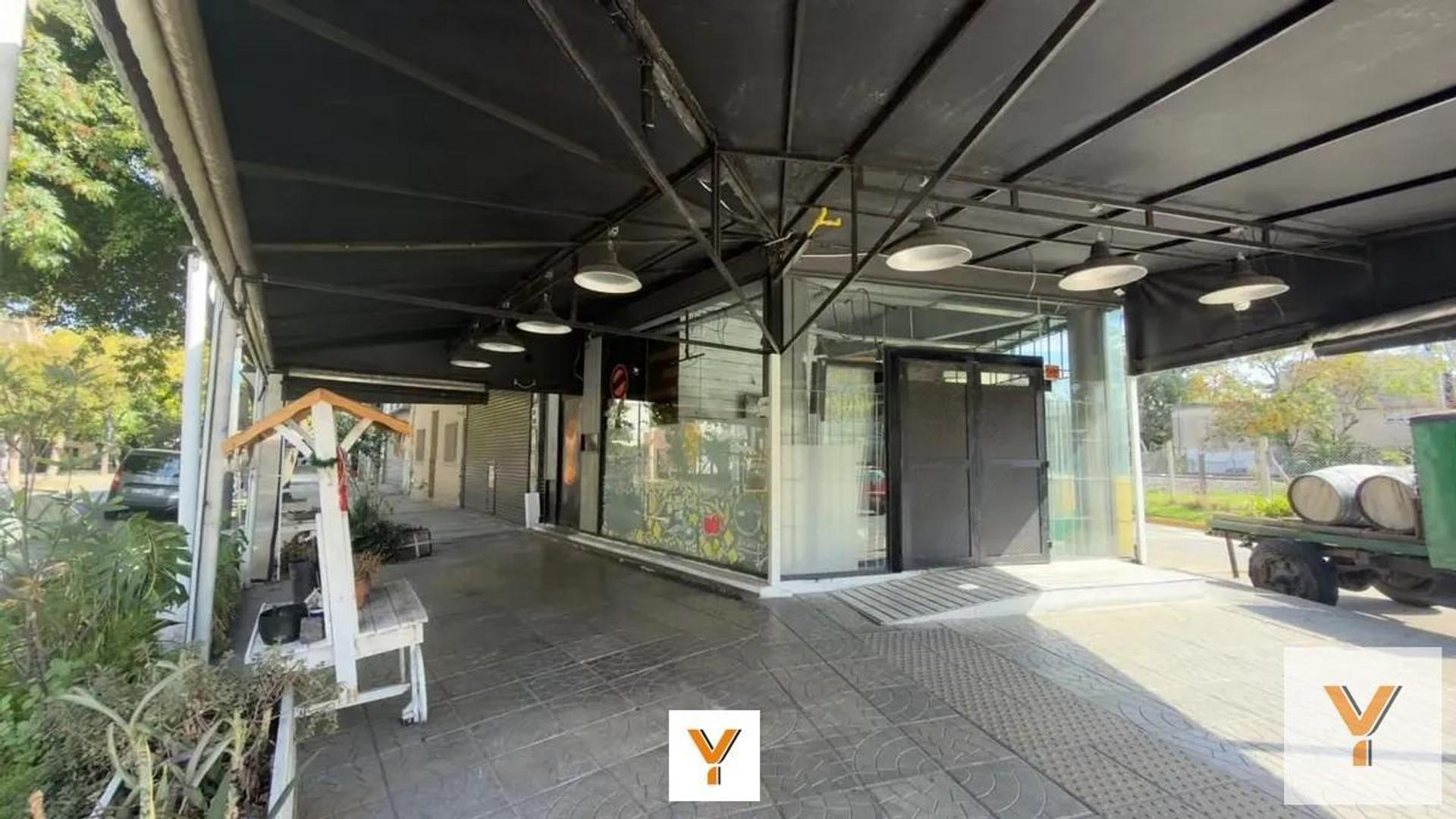 Local Comercial en alquiler - 3 Baños - Villa Devoto