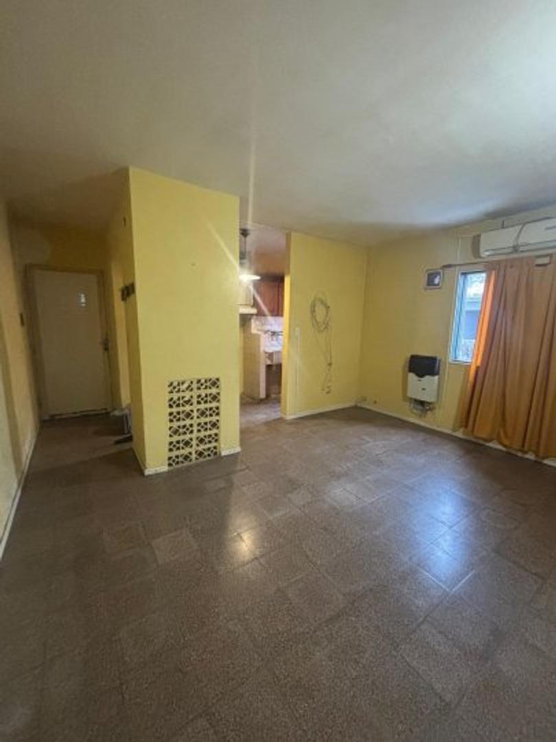 Dto 3 dormitorios, contra frente - Fonavi Oeste - San Lorenzo