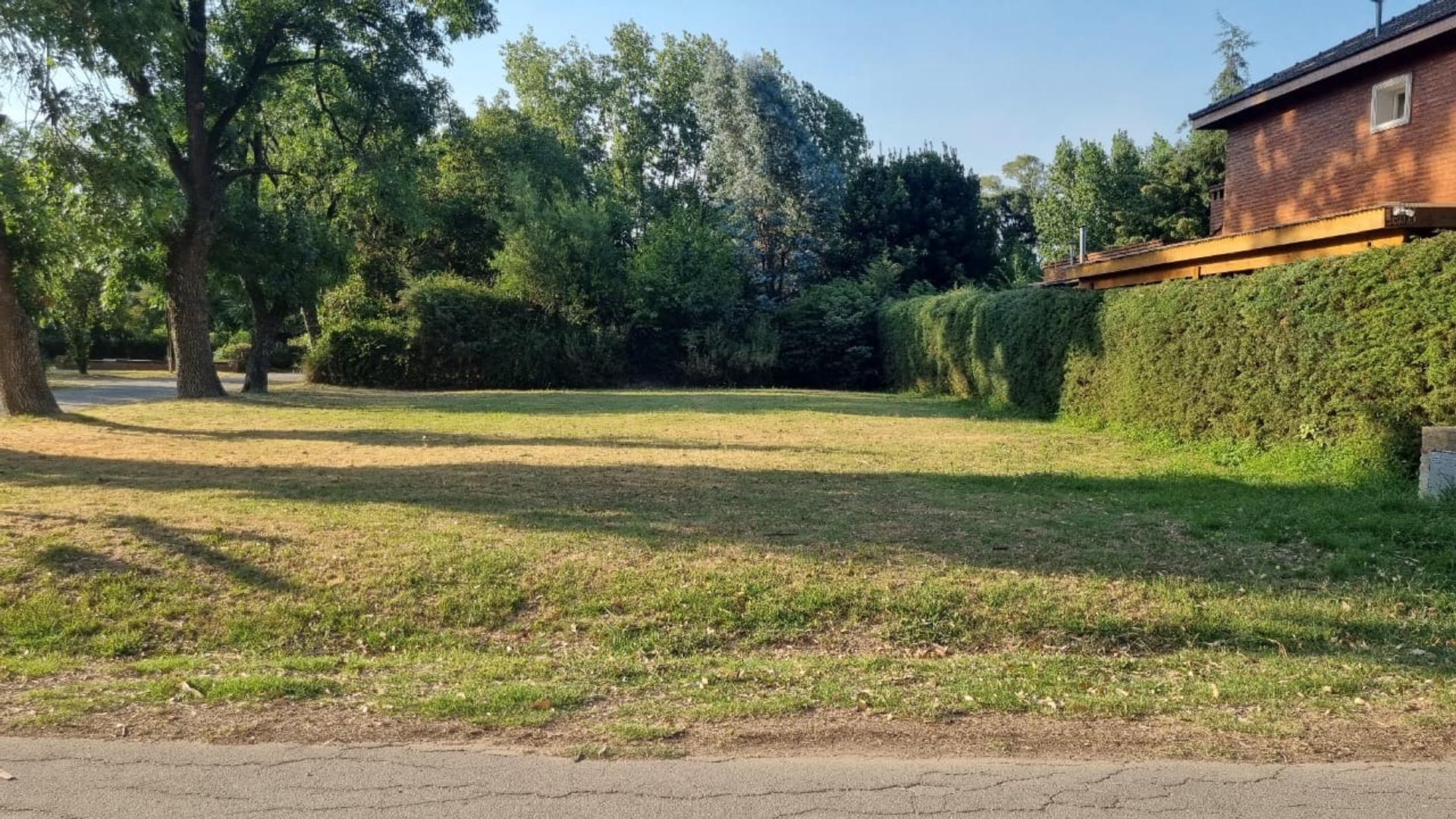 Terreno en Venta en Los Tres Coniles, USD 35.000