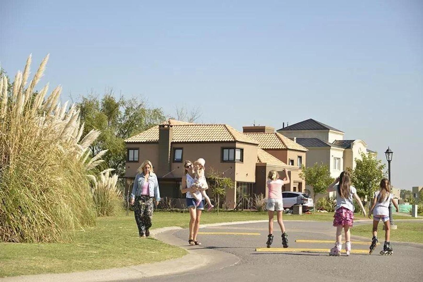 Terreno en Venta en San Simon, USD 46.000