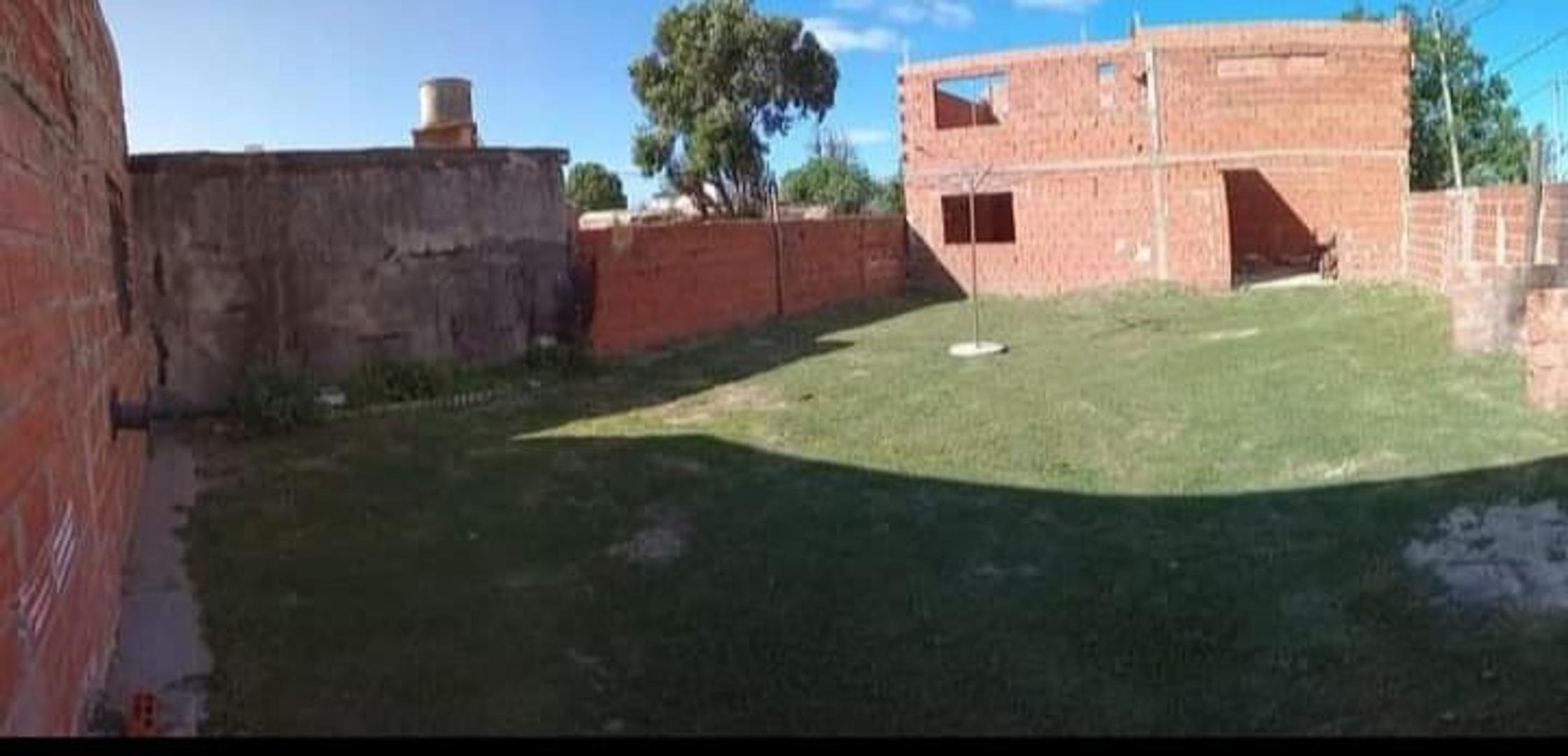 Casa en Venta a Refaccionar en B° Lubo FINANCIADO 