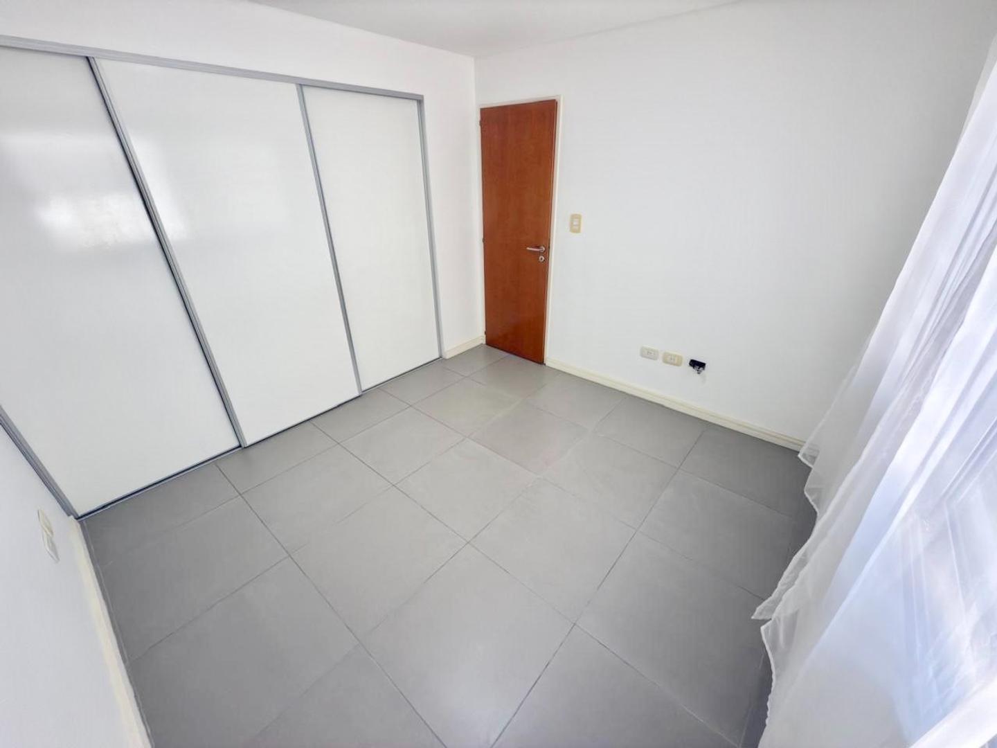 Departamento en Venta en Castelar Norte, USD 78.000