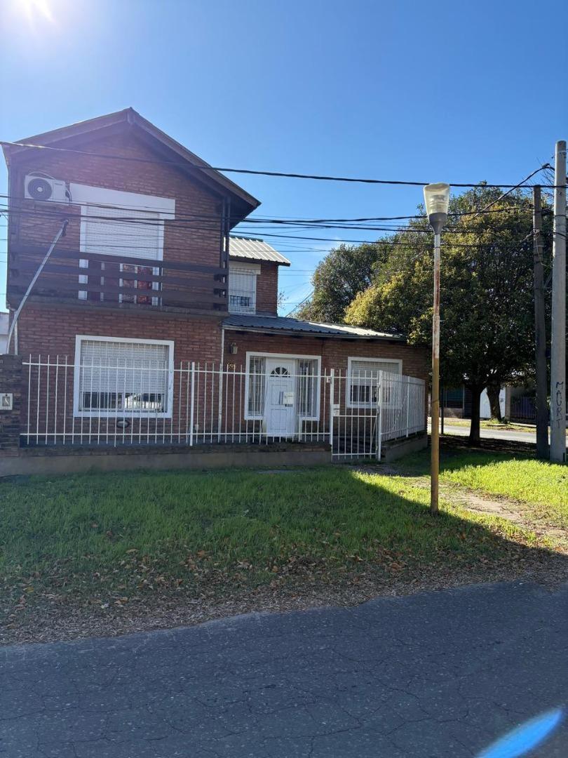 Casa en Venta en Granadero Baigorria, USD 95.000