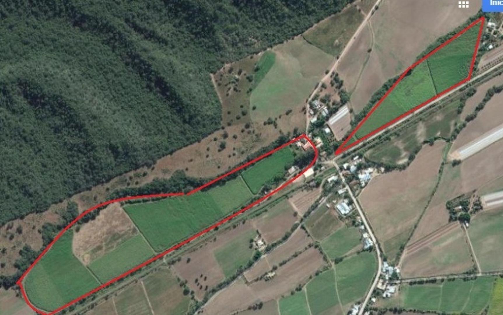 VENDO EXCELENTE CAMPO CON INSTALACIONES VARIAS Y SALA