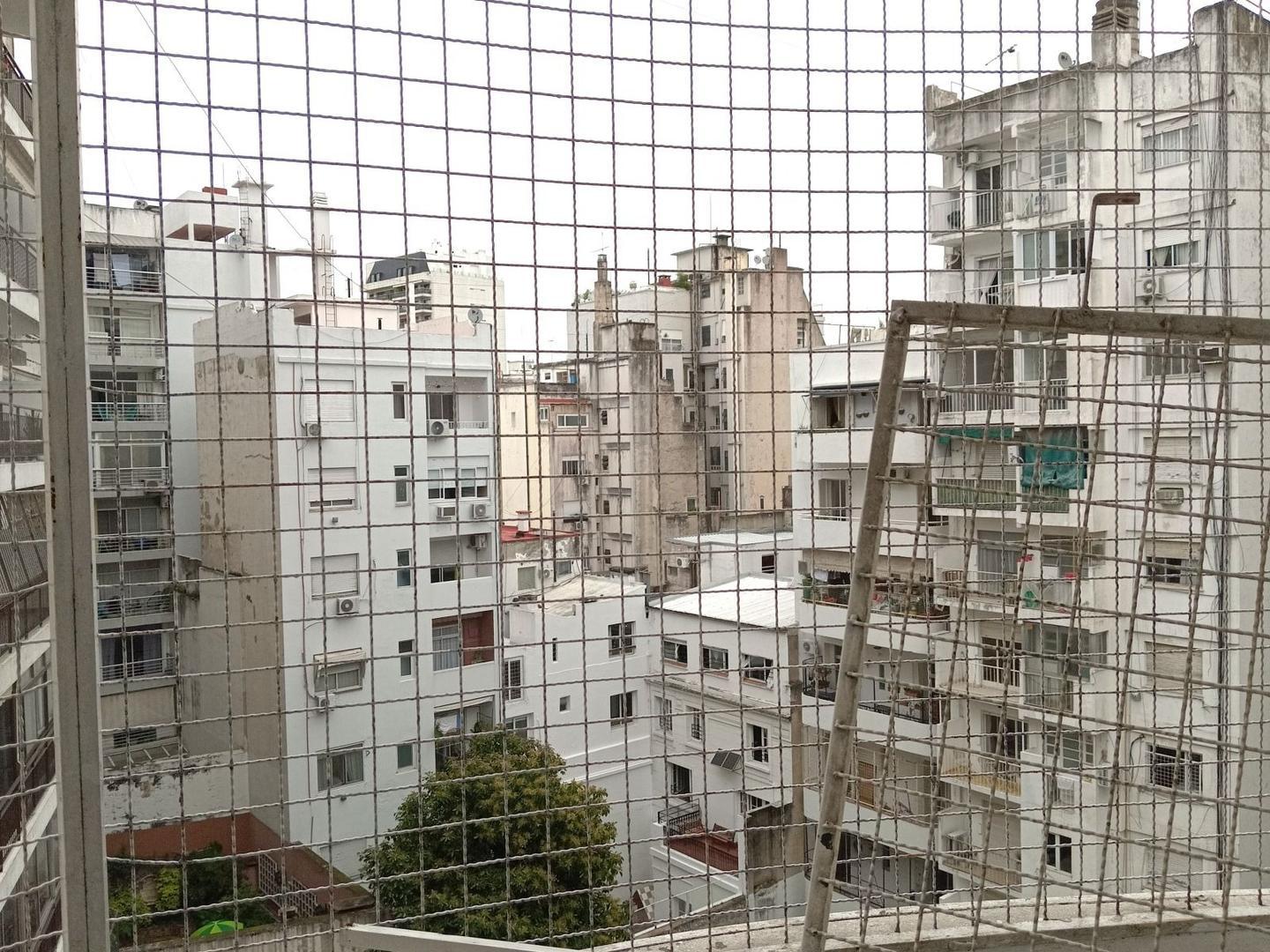 Azcuenaga 1475 , Piso 6