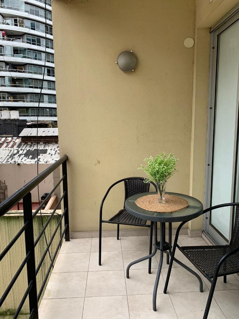 ALQUILER MONOAMBIENTE AMOBLADO CON BALCÓN – LAS CAÑITAS