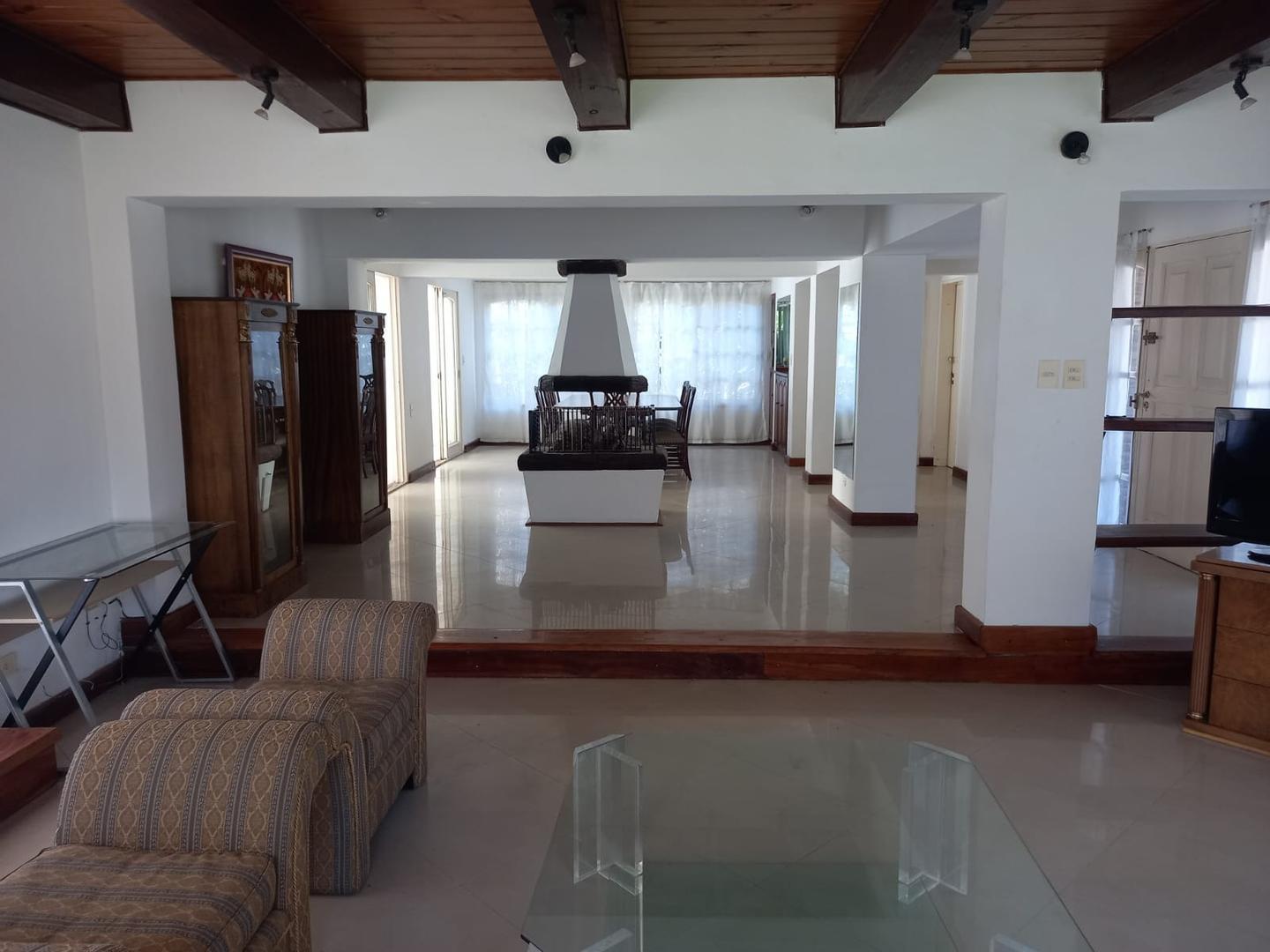 Casa en Venta de 4 dormitorios