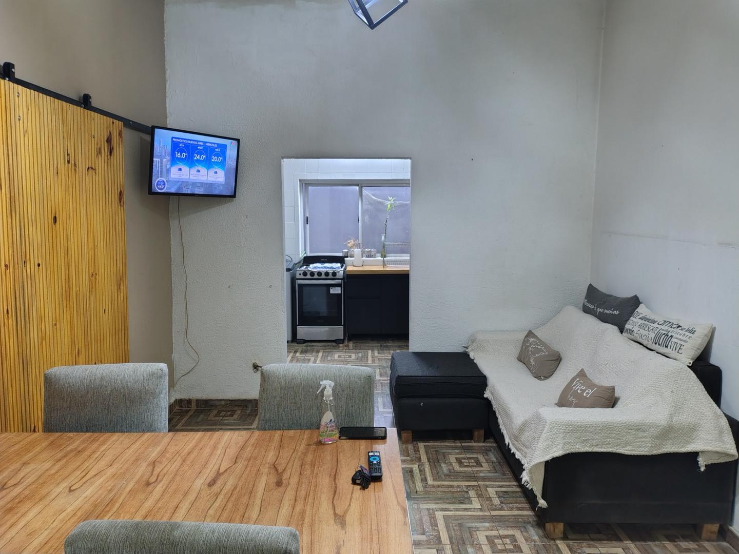 Depto Tipo Casa en Venta en Moron, USD 57.000