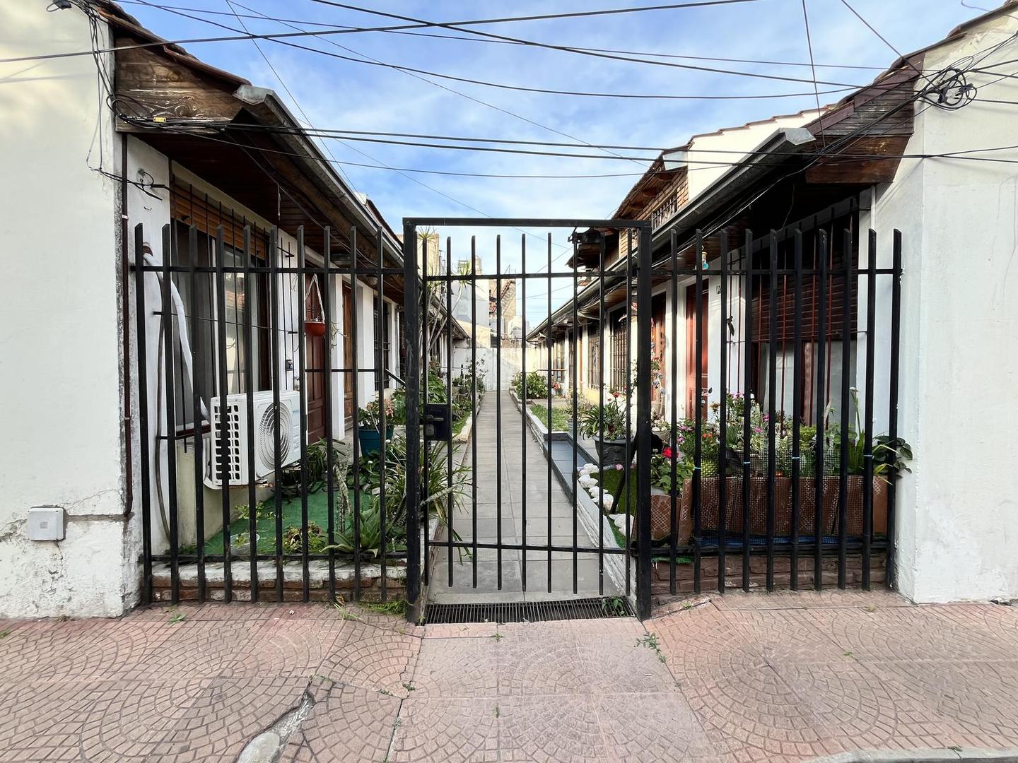 Depto Tipo Casa en Venta de 2 ambientes