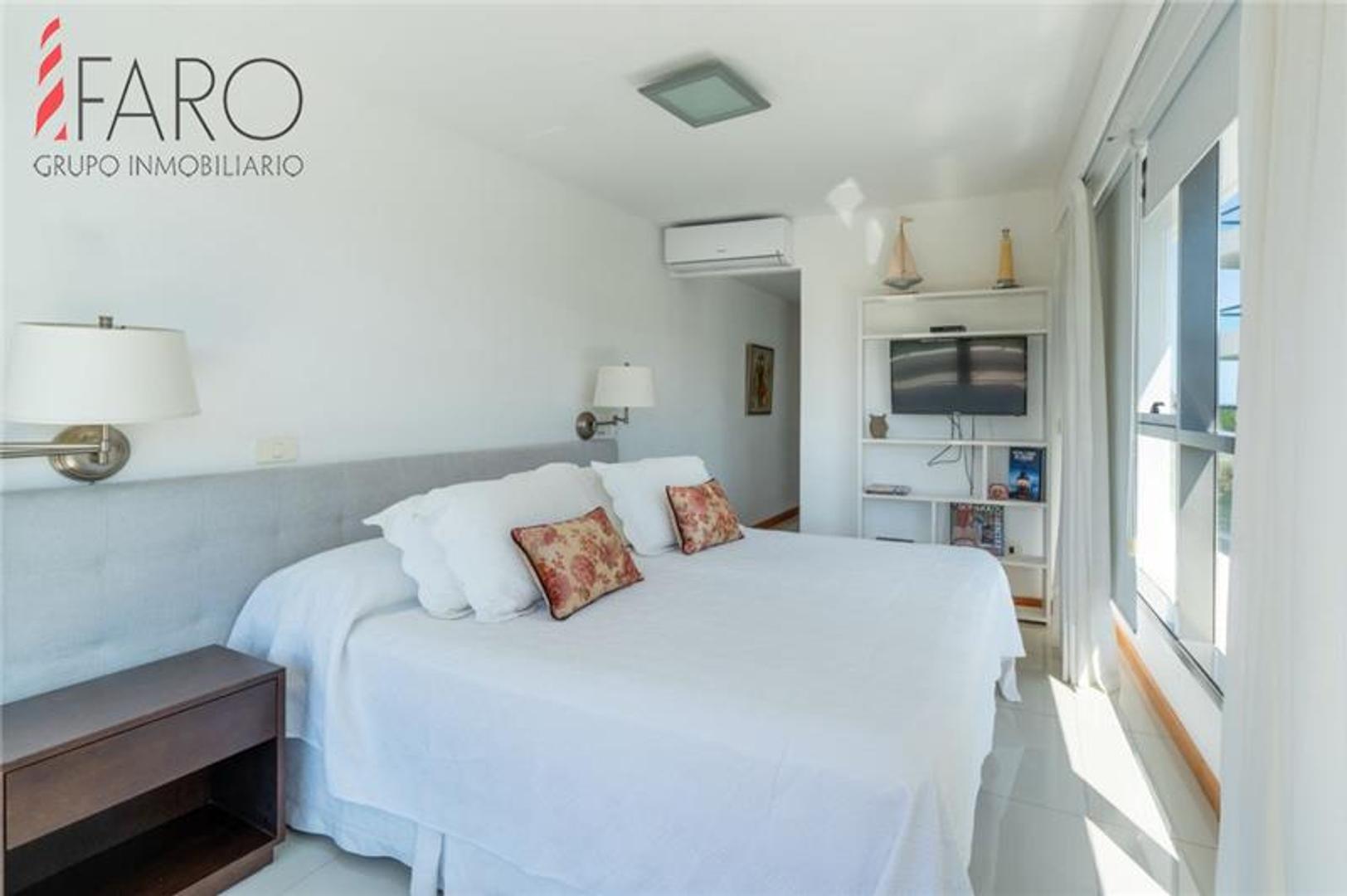 Departamento 4 ambientes con 3 baños