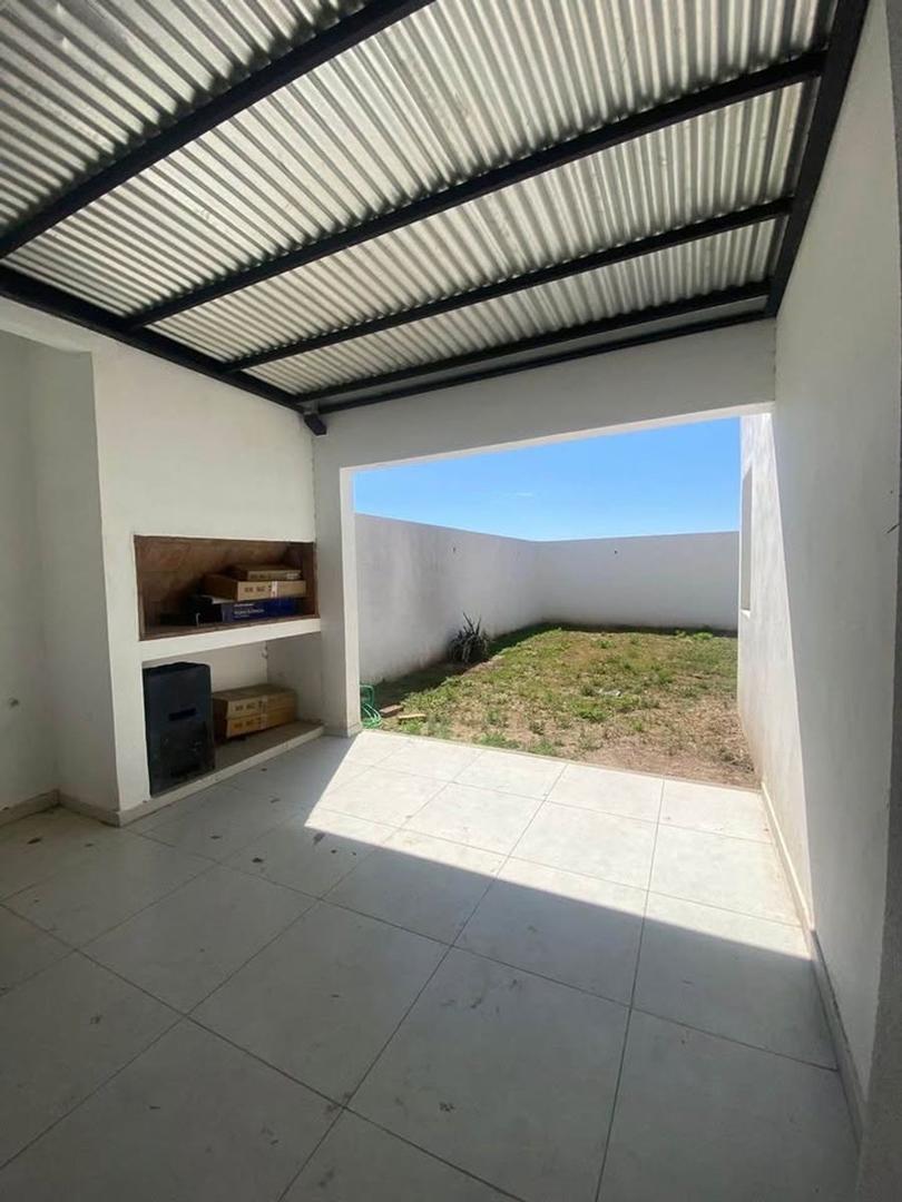 VENTA CASA 2 DORMITORIOS EN DOCTA CORDOBA