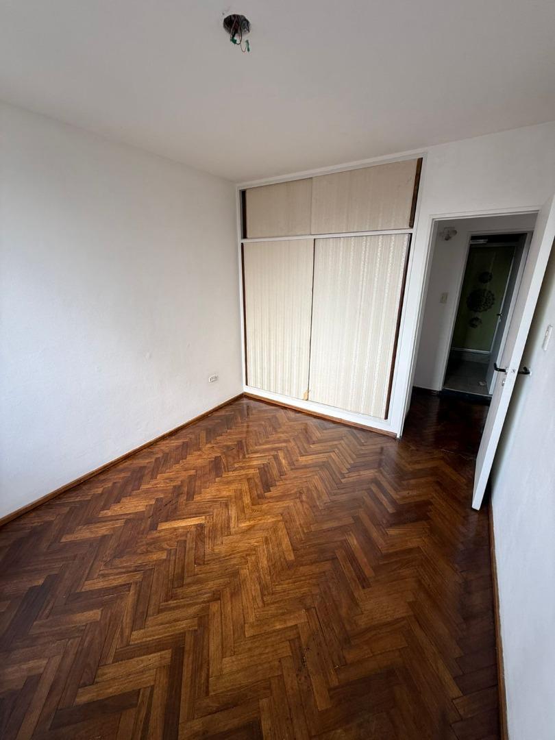 Departamento 5 ambientes con 1 baño