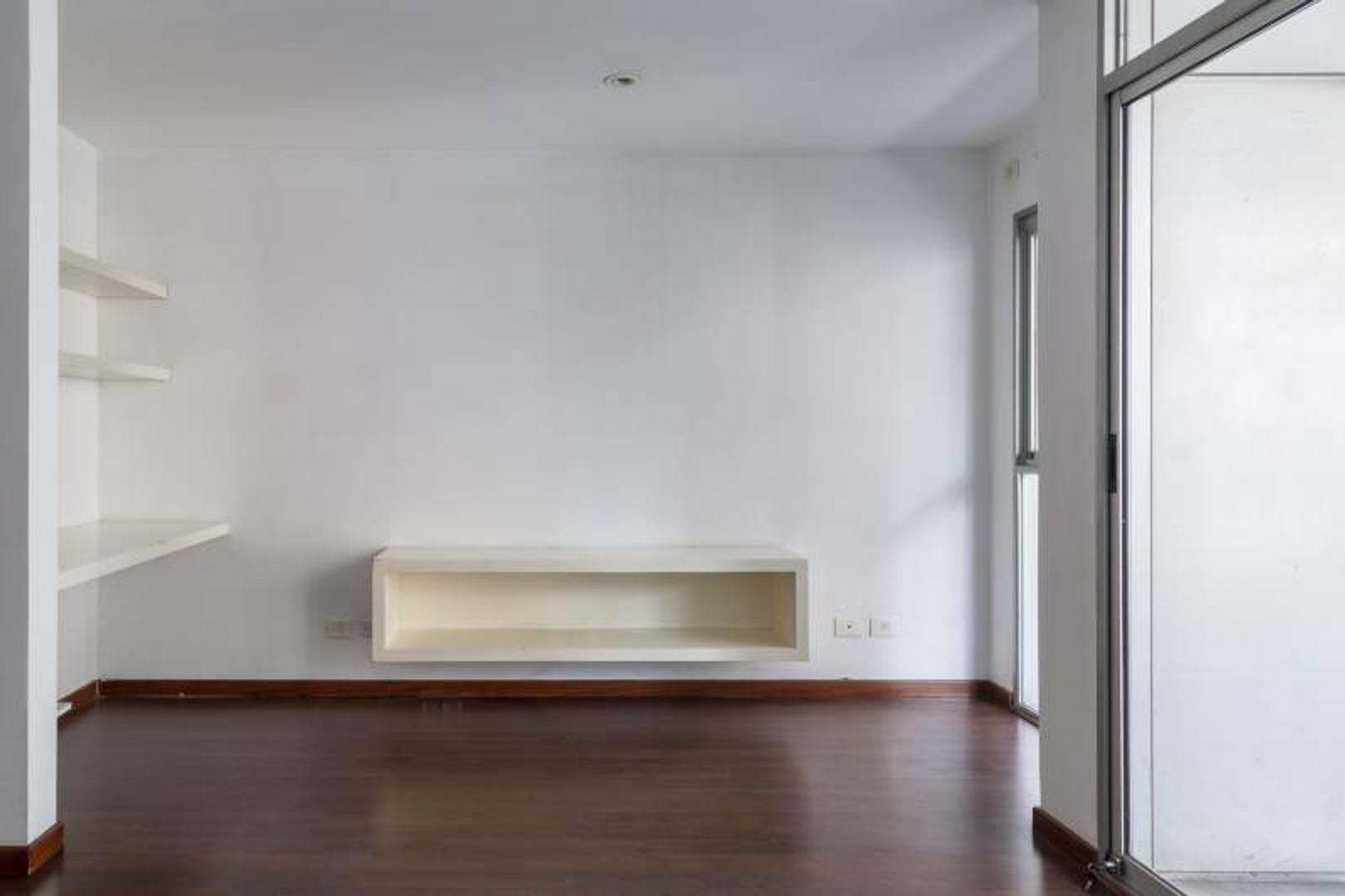 Azcuénaga 1300, Piso 3