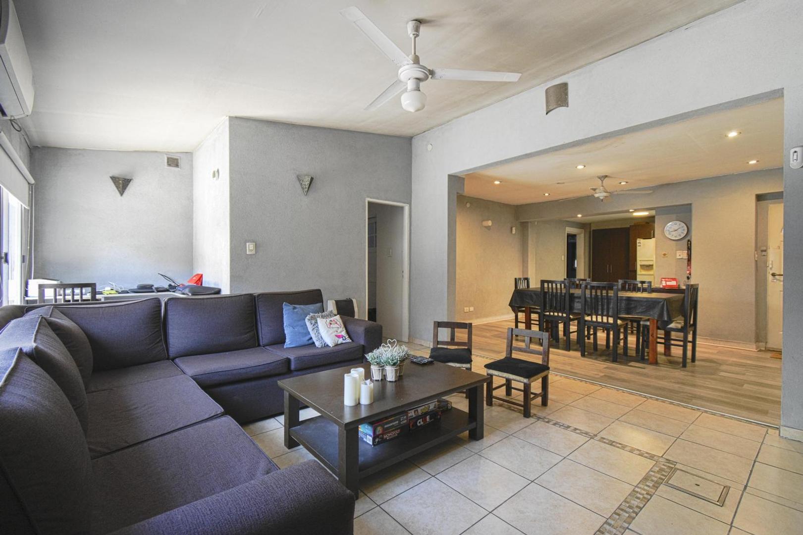 Casa en Venta en Luis Guillon, USD 140.000