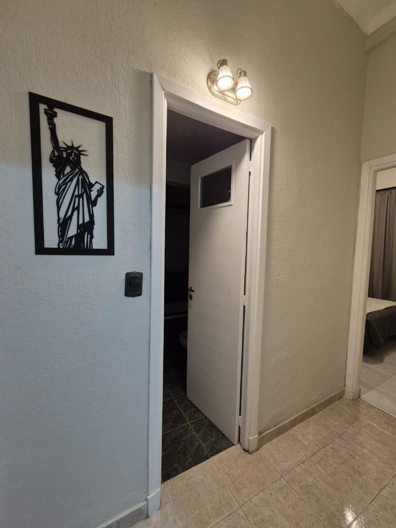 Departamento en Venta en Plaza Colon, USD 140.000