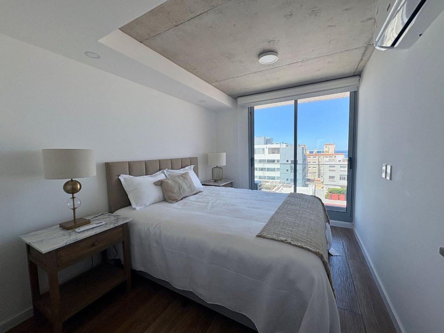 Departamento en Alquiler con 1 cocheras