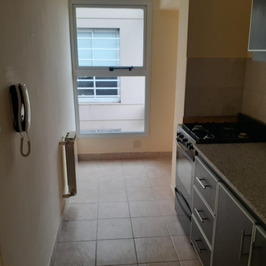 Departamento en Alquiler en Zona Centro, $ 600.000