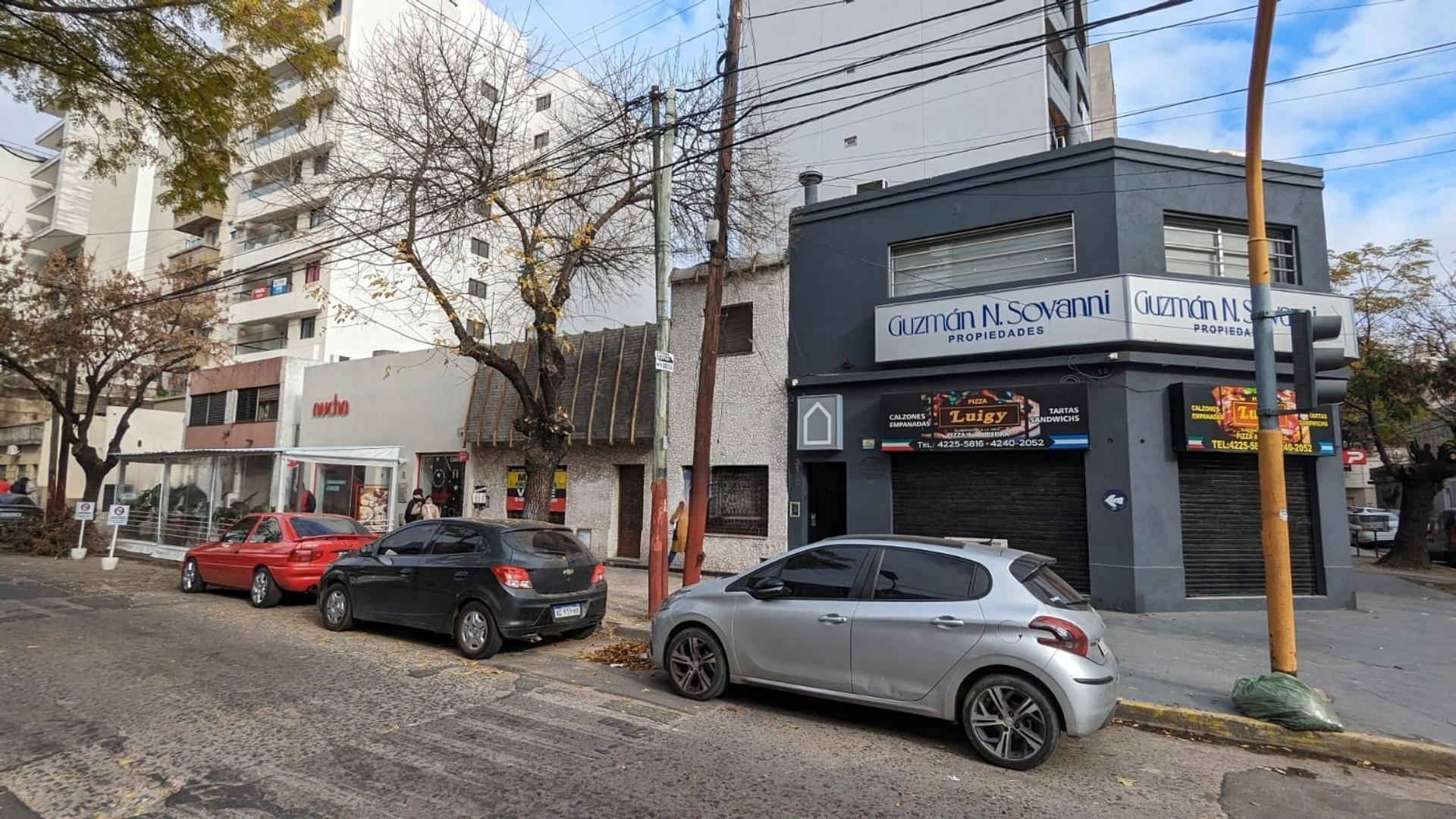 CASA EN VENTA  DEL VALLE IBERLUCEA AL 3100, LANÚS OESTE 4 AM