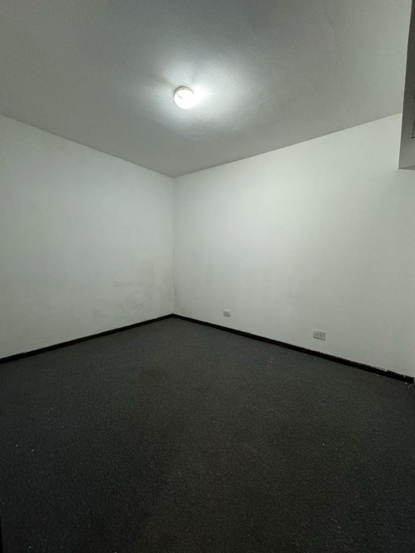 Depto Tipo Casa 4 ambientes con 2 baños