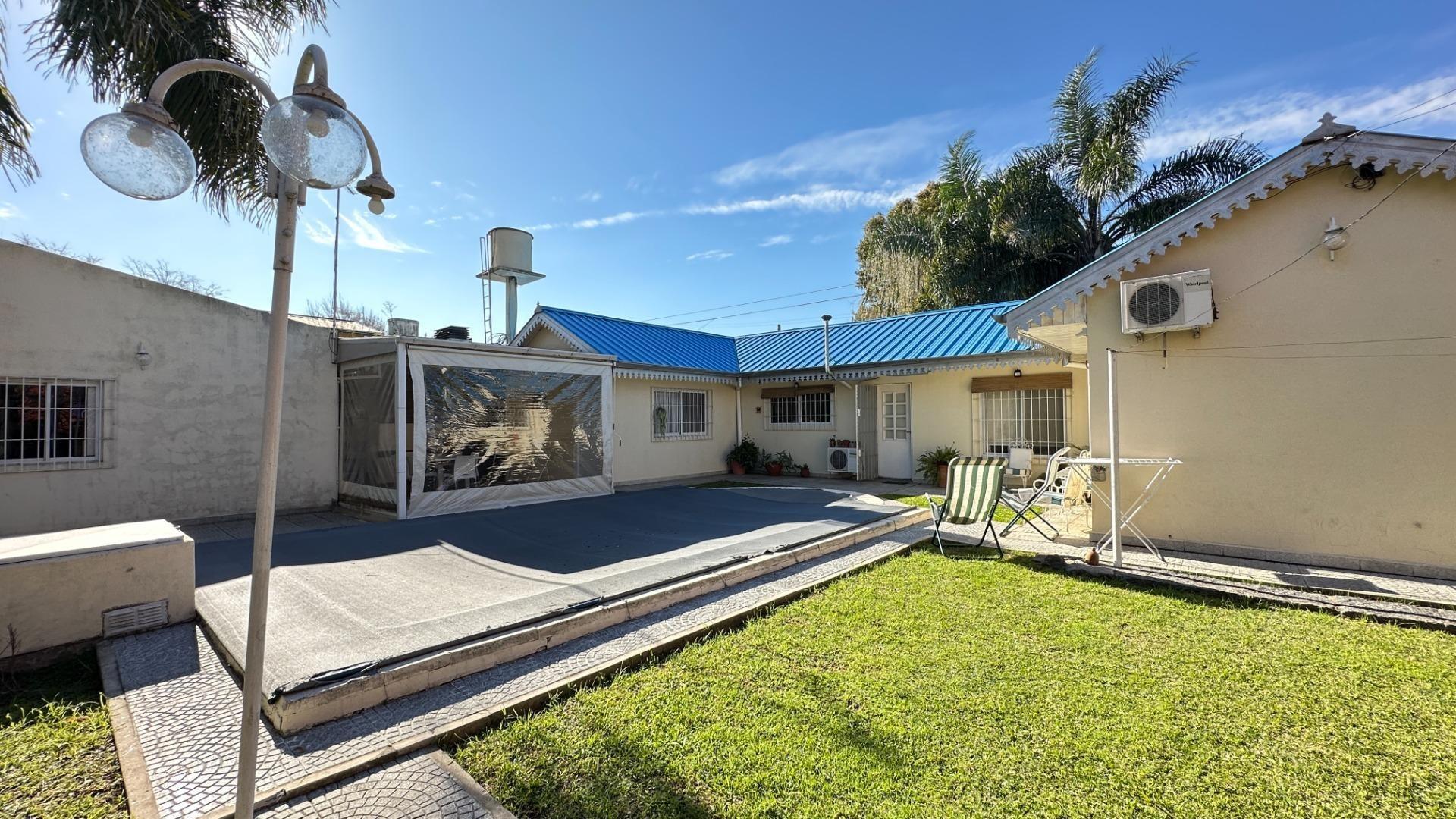 VENTA CASA 5 AMBIENTES QUILMES OESTE