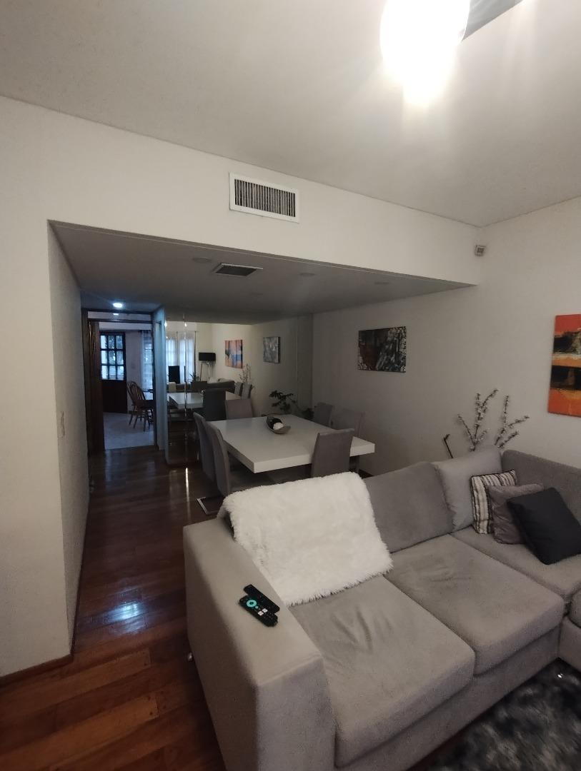 Depto Tipo Casa en Venta con 3 cocheras