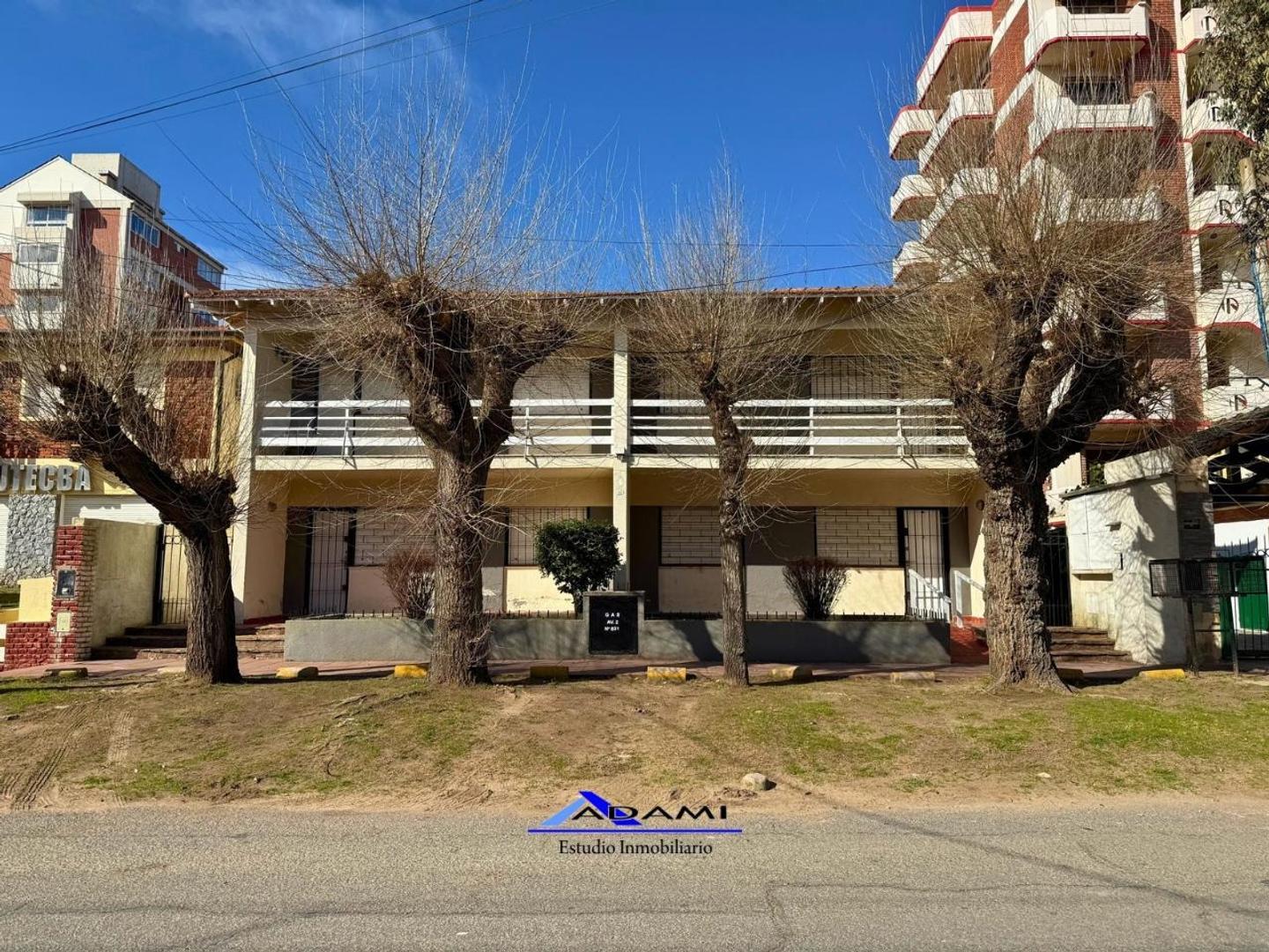 Avenida 2 , Piso 1