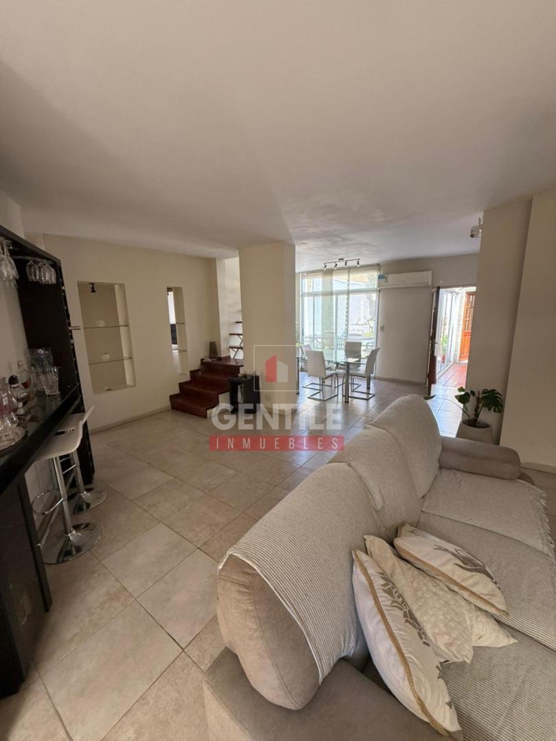 Casa en Venta en Ramos Mejia, USD 280.000