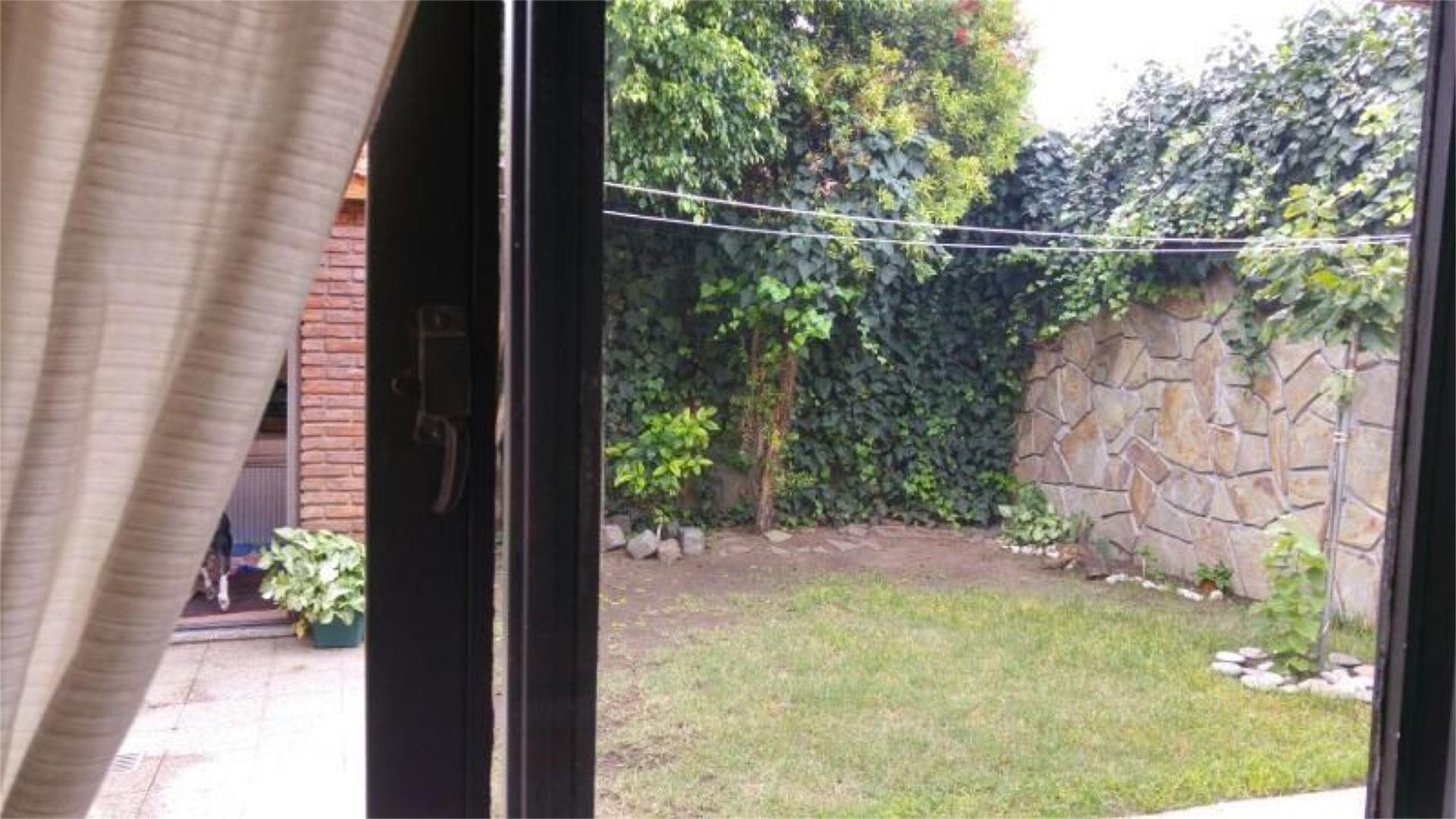 Humberto De Saboya 6320 , Piso PB