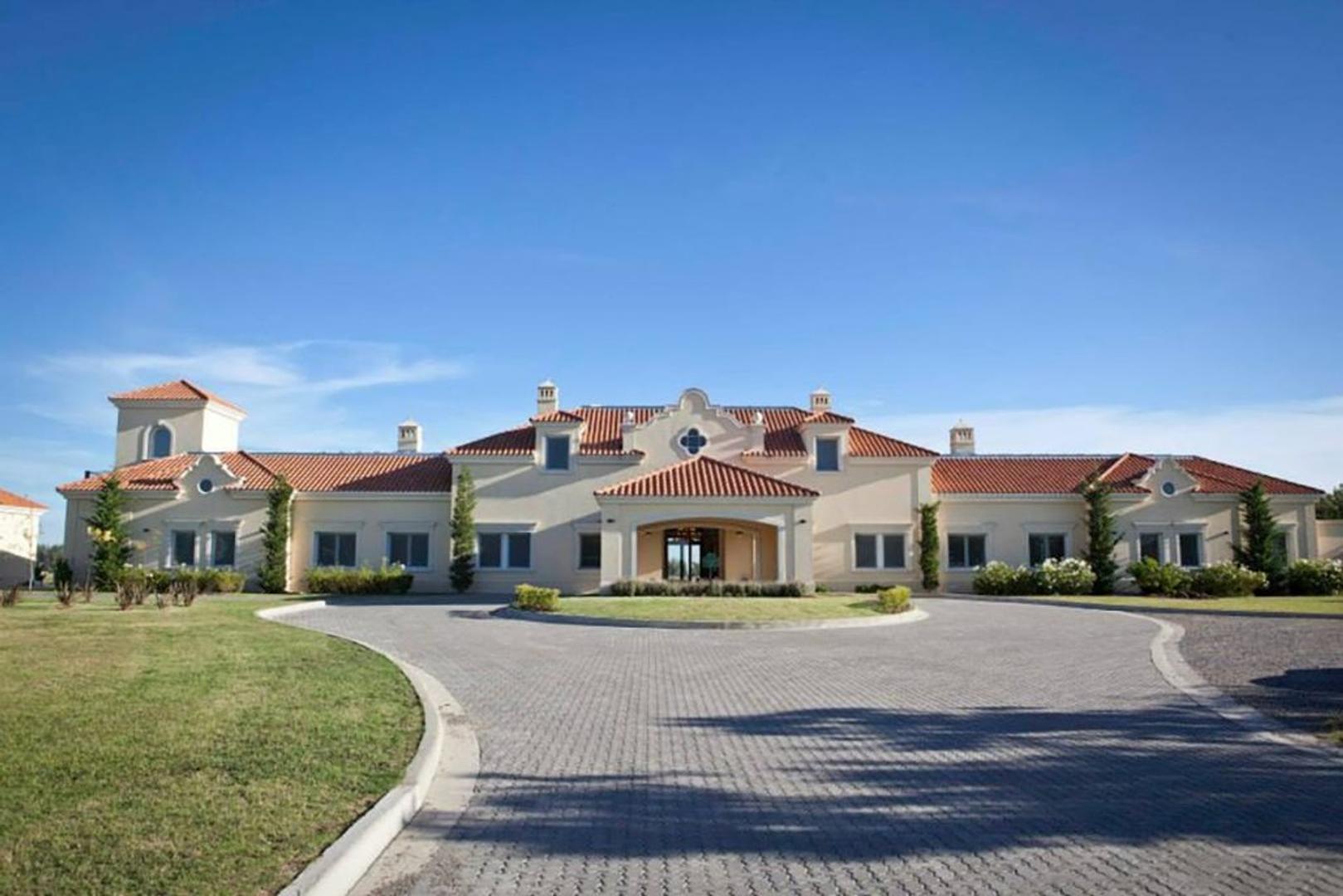 Terreno en Venta en Area 60, USD 25.000