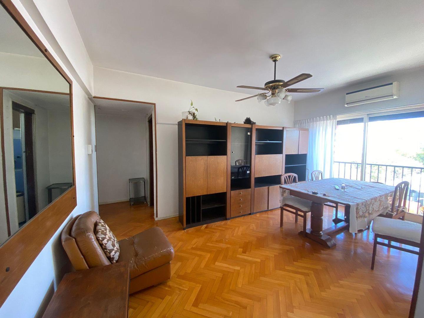 Departamento 3 ambientes con cochera en Colegiales