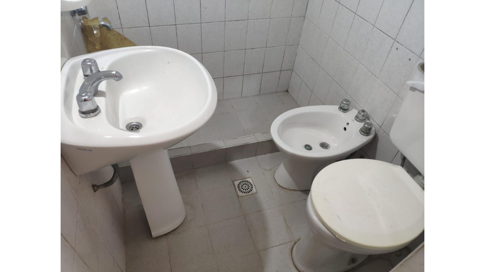 Depto Tipo Casa 2 ambientes con 1 baño