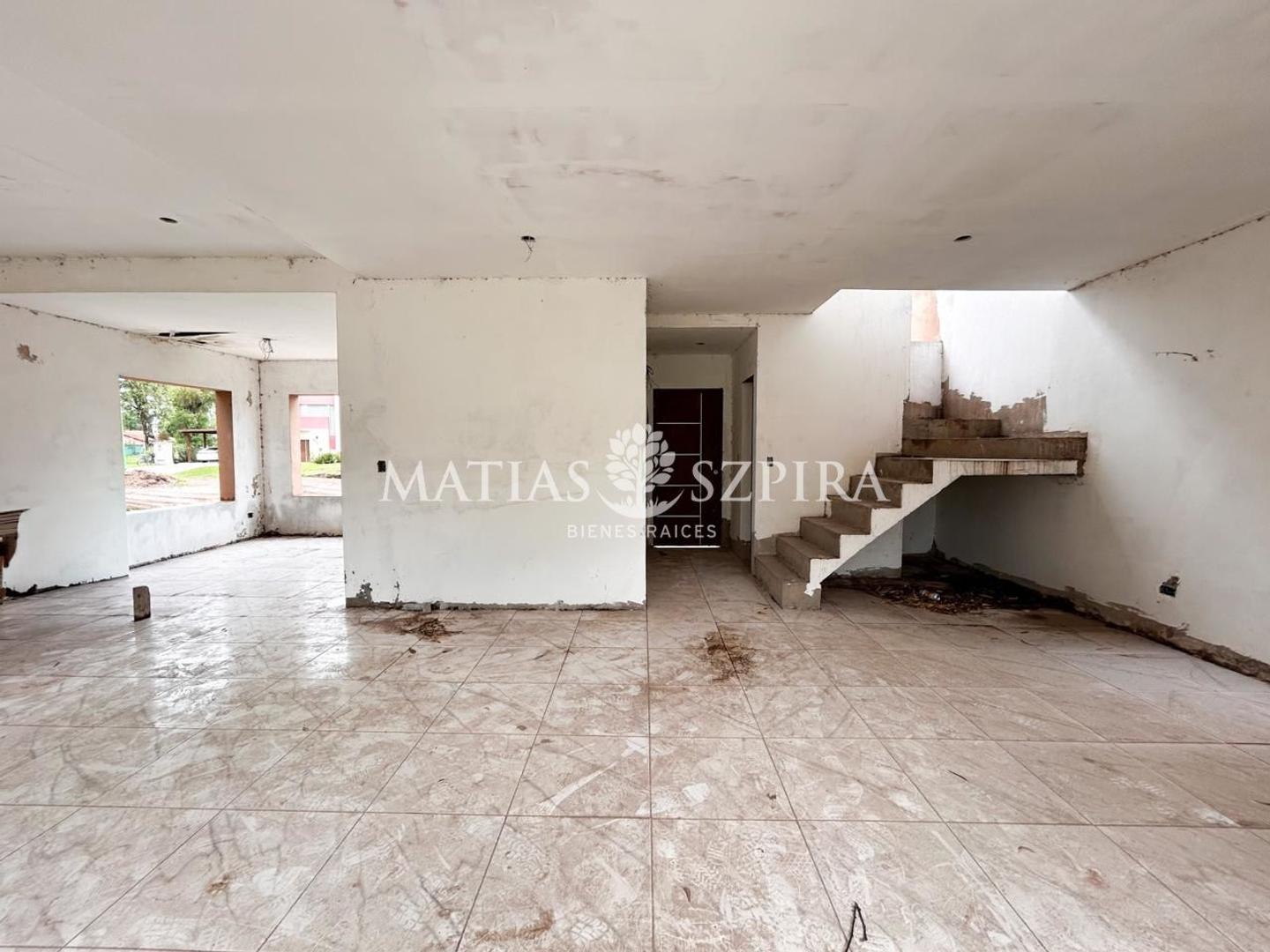 Casa - Venta - Argentina, Moreno - Los abedules 2800