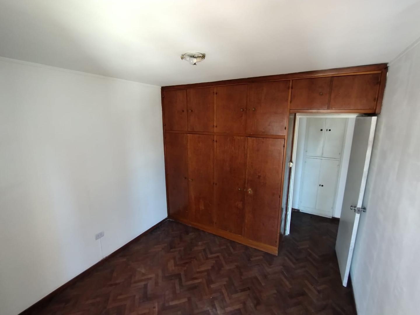 Sarmiento 400, Piso 7