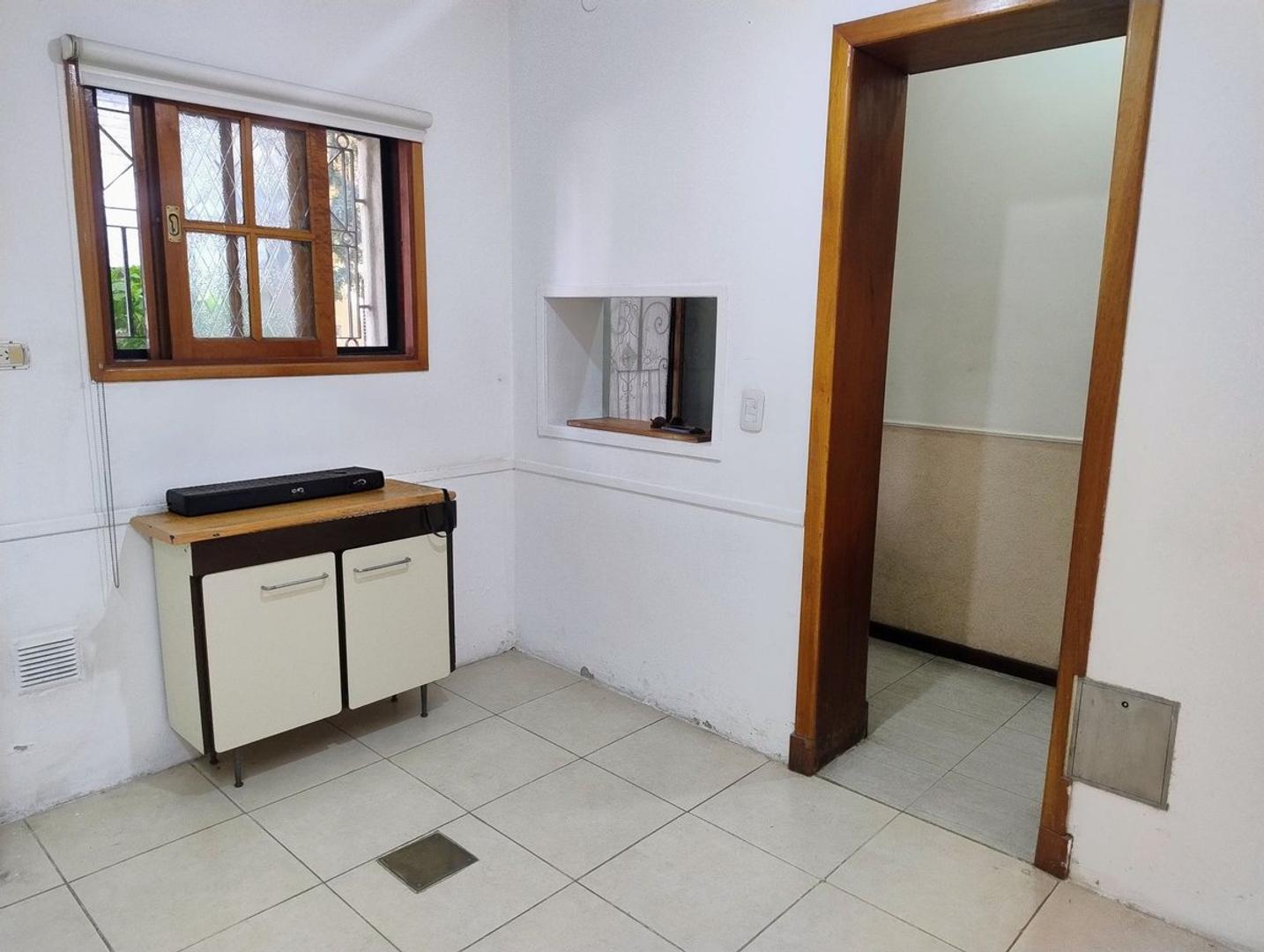 VENTA CASA FLORES 4AMB .2 TERRAZAS+PARRILLA