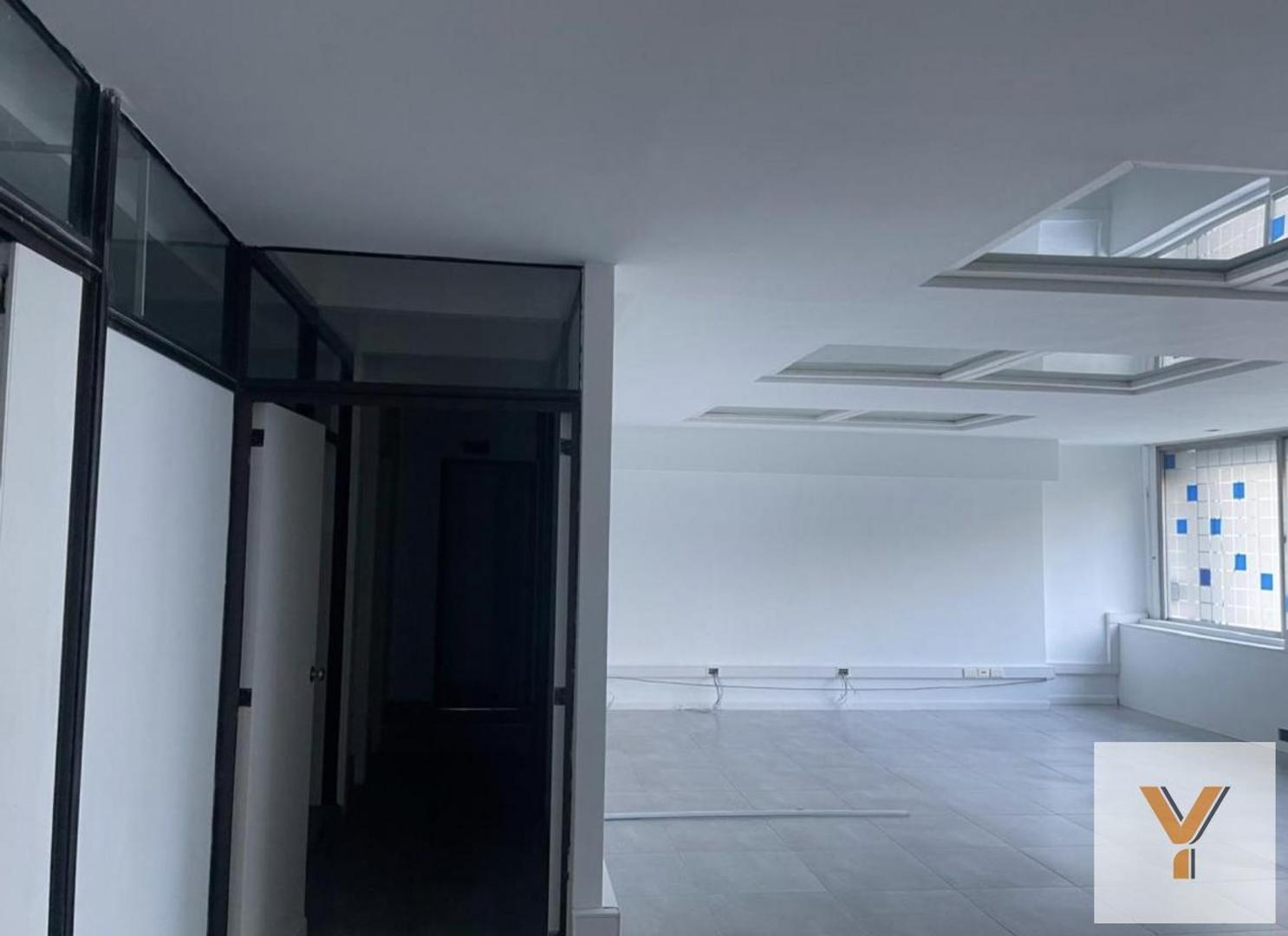 Oficina en Venta al Oeste