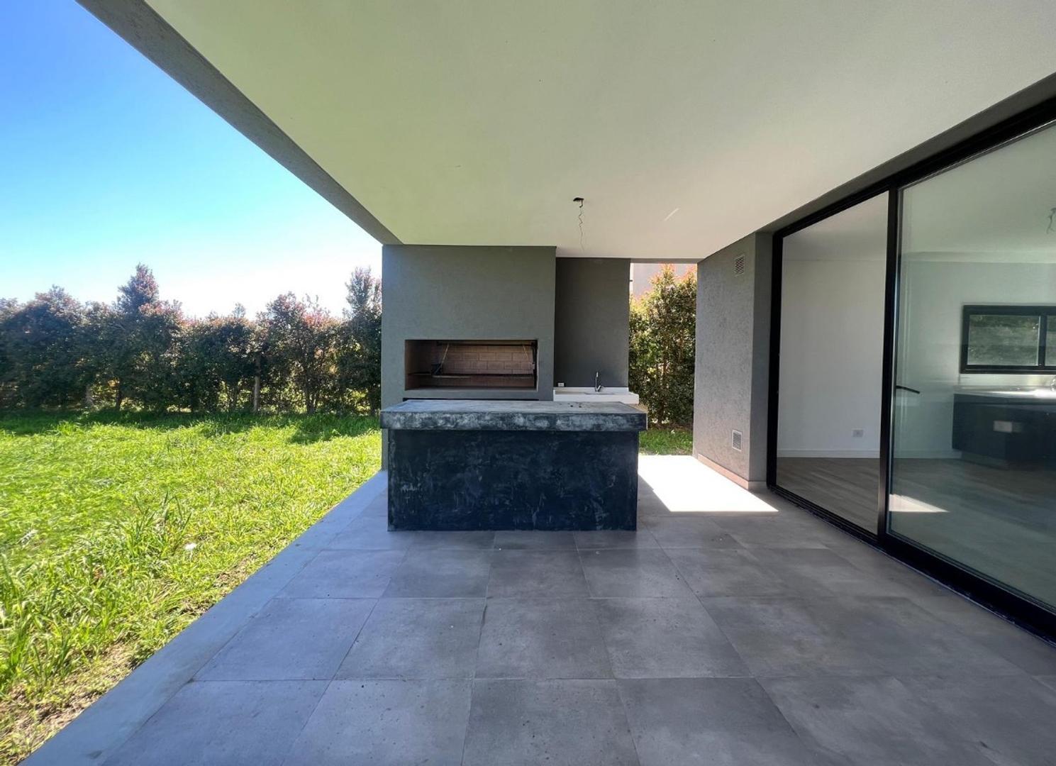 Casa en Venta al Oeste