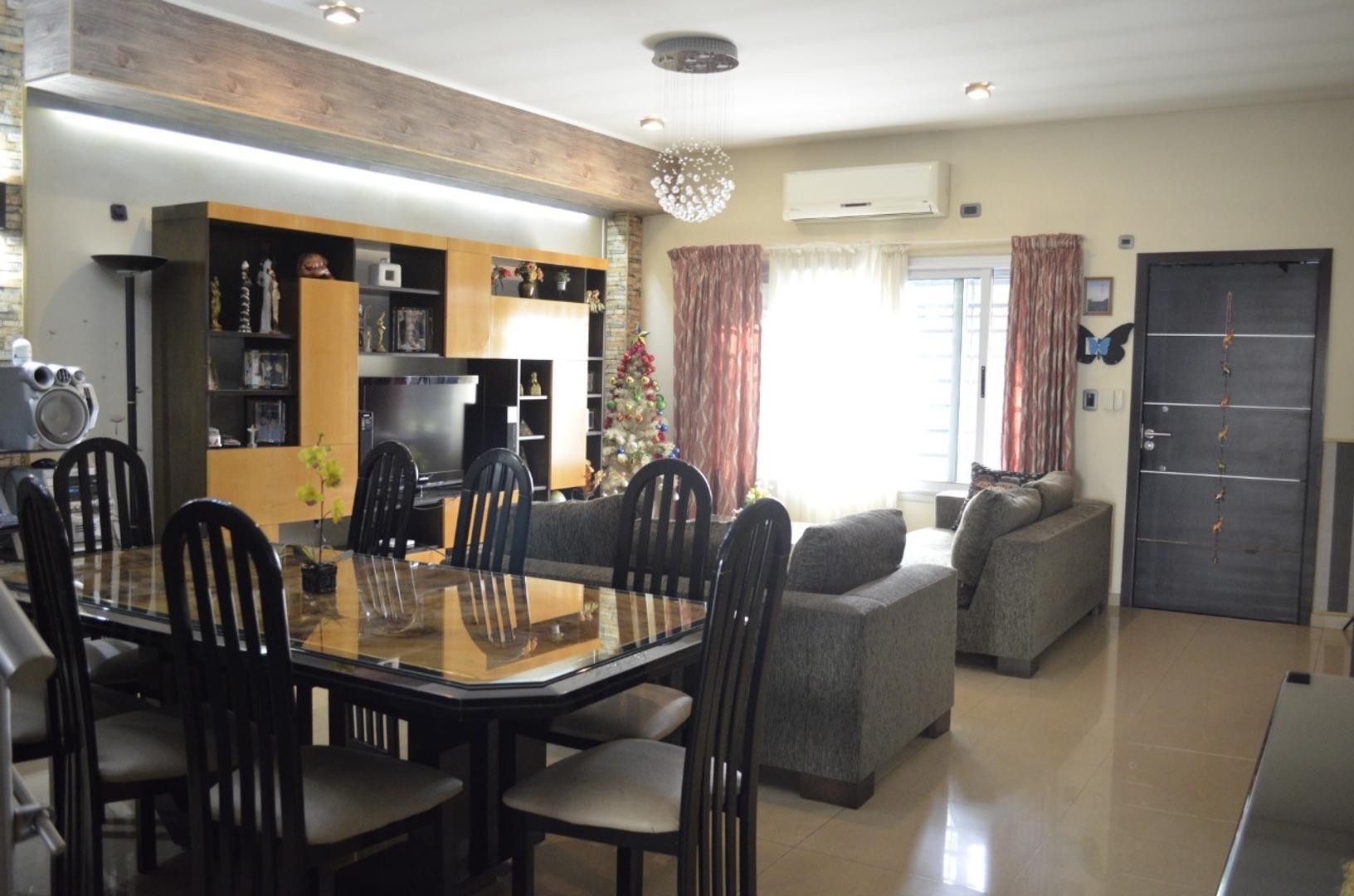 Casa en Venta en Ituzaingo, USD 320.000