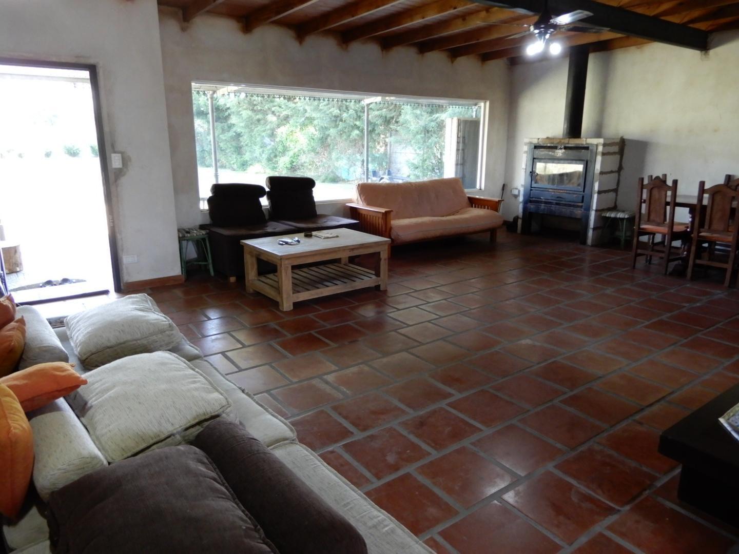 Casa en Venta con 1 cochera