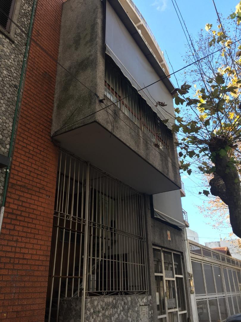 Casa En Venta-ideal Emprendimiento-calle Matheu 4200
