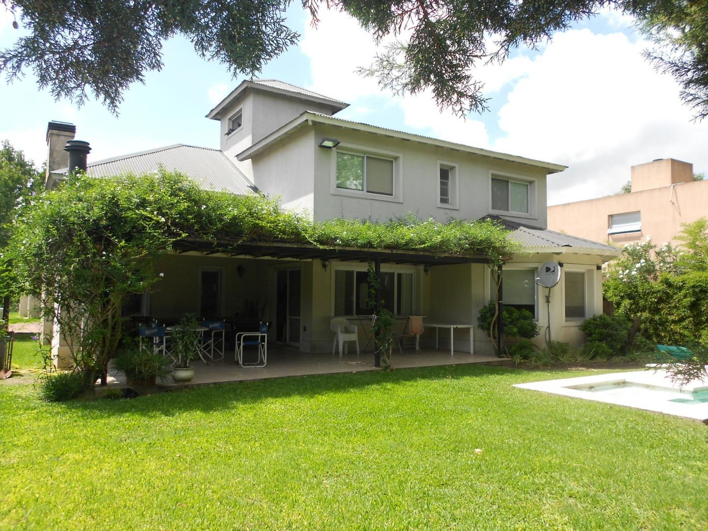 CASA EN VENTA:: 5 AMBIENTES :: ALTOS DEL SOL 290M2 CONST