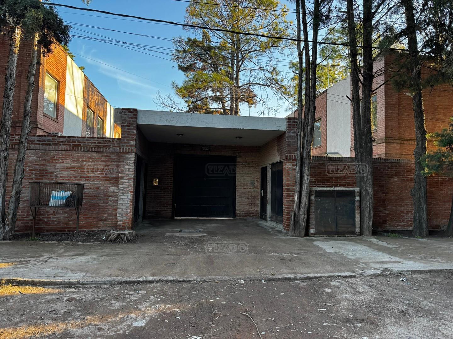 Departamento Dúplex  en Alquiler en Francisco Álvarez, Moreno, G.B.A. Zona Oeste